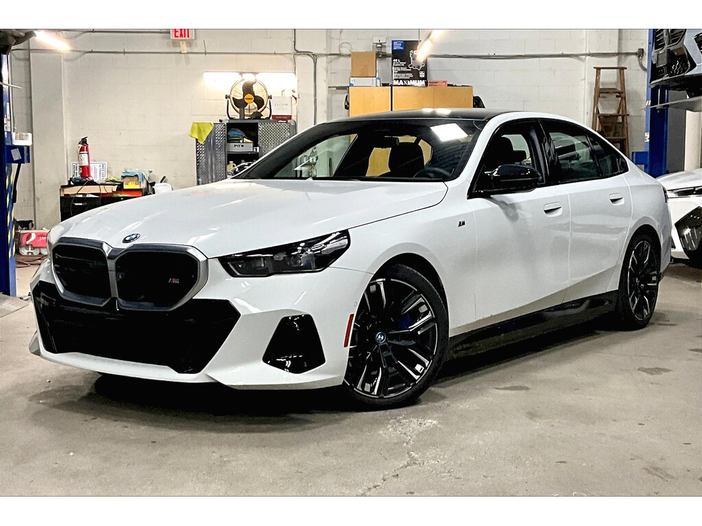2024 BMW i5 Review